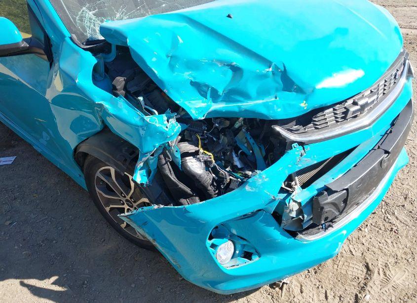 Photo 6 of 2020 Chevrolet Sonic FWD LT 5-DOOR (VIN 1G1JD6SB0L4140985)