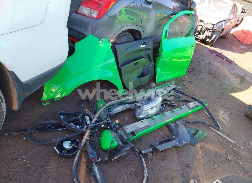 Photo 12 of 2017 Chevrolet Sonic LT AUTO (VIN 1G1JD6SB3H4150384)