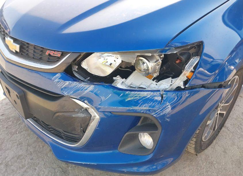 Photo 6 of 2017 Chevrolet Sonic LT AUTO (VIN 1G1JD6SB3H4156055)