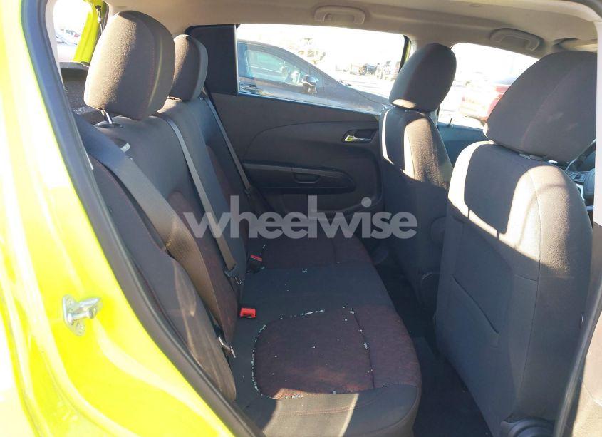 Photo 8 of 2019 Chevrolet Sonic LT AUTO (VIN 1G1JD6SB3K4114752)