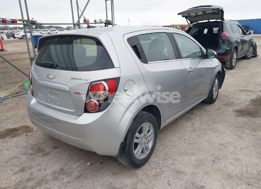 Photo 4 of 2012 Chevrolet Sonic 1LT (VIN 1G1JD6SB4C4164979)