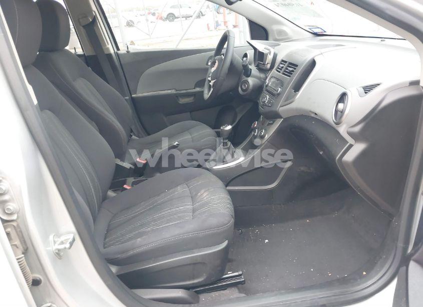 Photo 5 of 2012 Chevrolet Sonic 1LT (VIN 1G1JD6SB4C4164979)