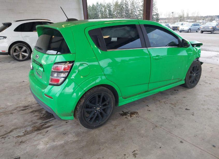 Photo 4 of 2017 Chevrolet Sonic LT AUTO (VIN 1G1JD6SB4H4149082)