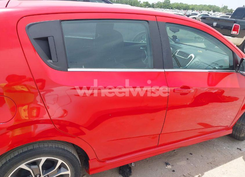 Photo 13 of 2019 Chevrolet Sonic LT AUTO (VIN 1G1JD6SB4K4133956)