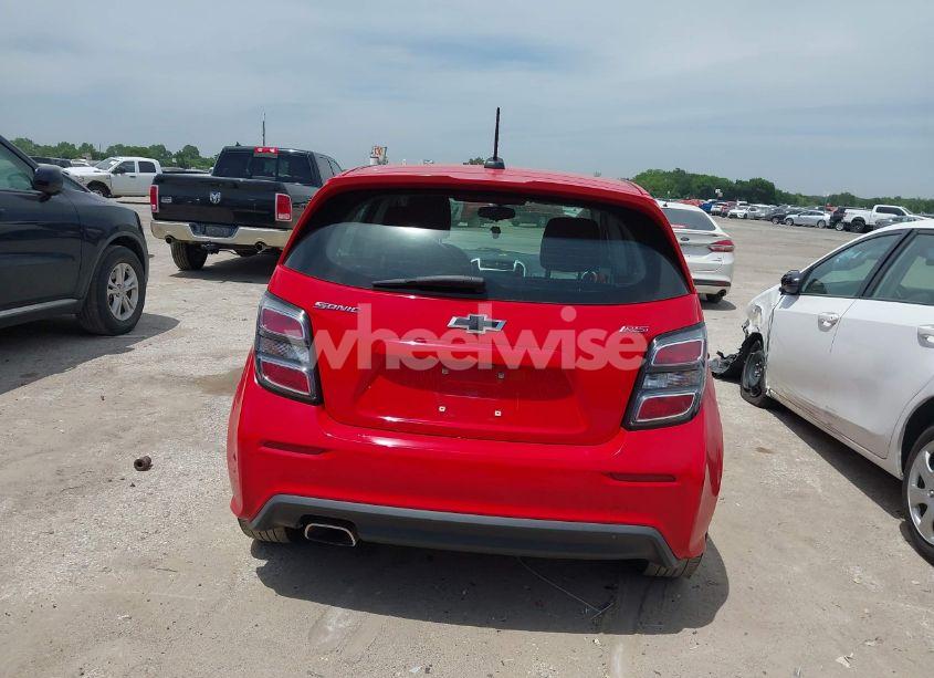 Photo 16 of 2019 Chevrolet Sonic LT AUTO (VIN 1G1JD6SB4K4133956)