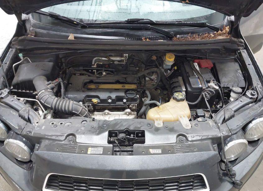 Photo 10 of 2012 Chevrolet Sonic 1LT (VIN 1G1JD6SB5C4219066)