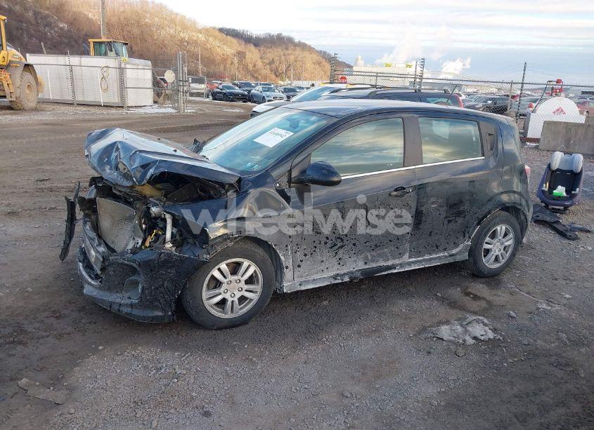 Photo 15 of 2019 Chevrolet Sonic LT AUTO (VIN 1G1JD6SB5K4108290)