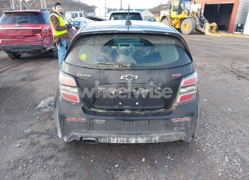 Photo 17 of 2019 Chevrolet Sonic LT AUTO (VIN 1G1JD6SB5K4108290)