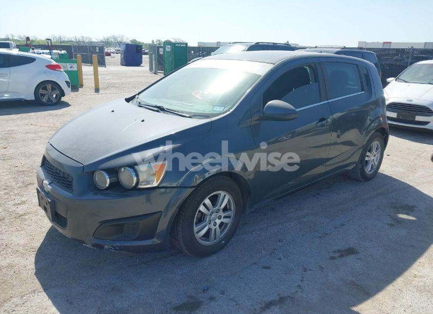 Photo 2 of 2012 Chevrolet Sonic 1LT (VIN 1G1JD6SB6C4202518)