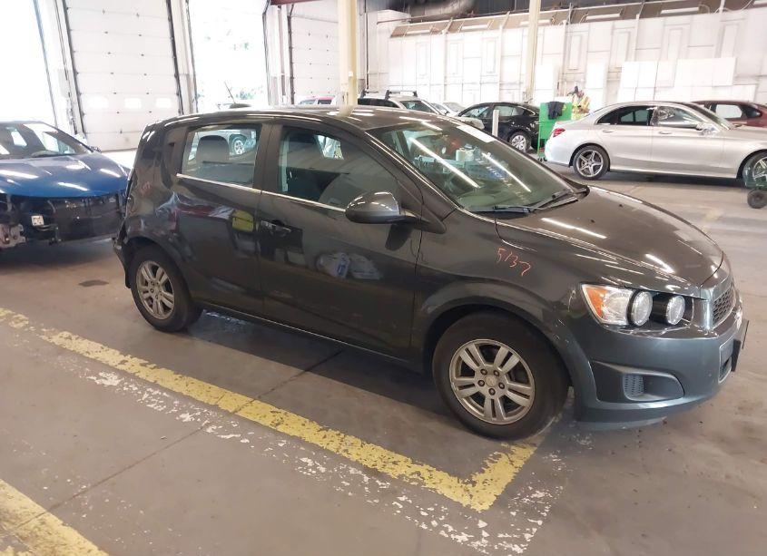 2015 Chevrolet Sonic LT MANUAL (VIN 1G1JD6SB7F4131320) main photo