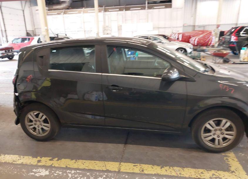 Photo 14 of 2015 Chevrolet Sonic LT MANUAL (VIN 1G1JD6SB7F4131320)