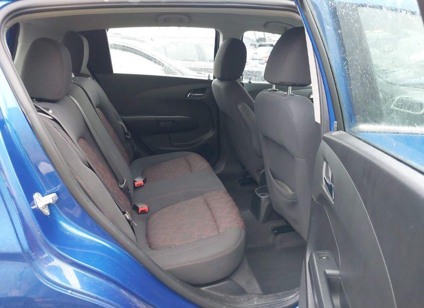 Photo 8 of 2017 Chevrolet Sonic LT AUTO (VIN 1G1JD6SB7H4120417)