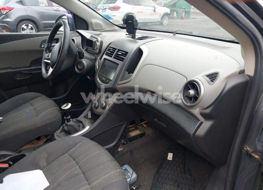 Photo 5 of 2013 Chevrolet Sonic LT MANUAL (VIN 1G1JD6SB9D4106495)