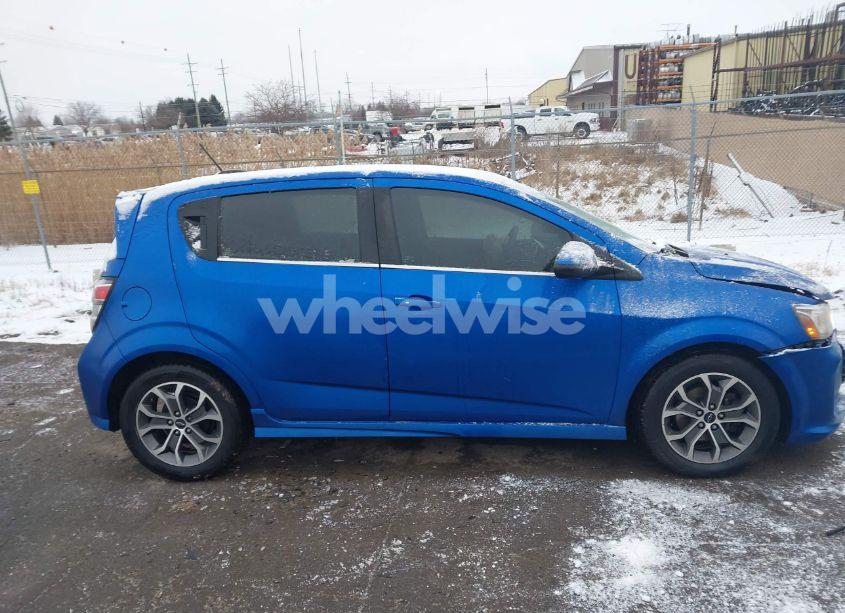 Photo 13 of 2018 Chevrolet Sonic LT AUTO (VIN 1G1JD6SB9J4112647)