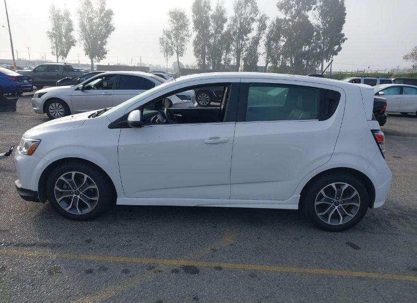 Photo 15 of 2019 Chevrolet Sonic LT AUTO (VIN 1G1JD6SB9K4132768)