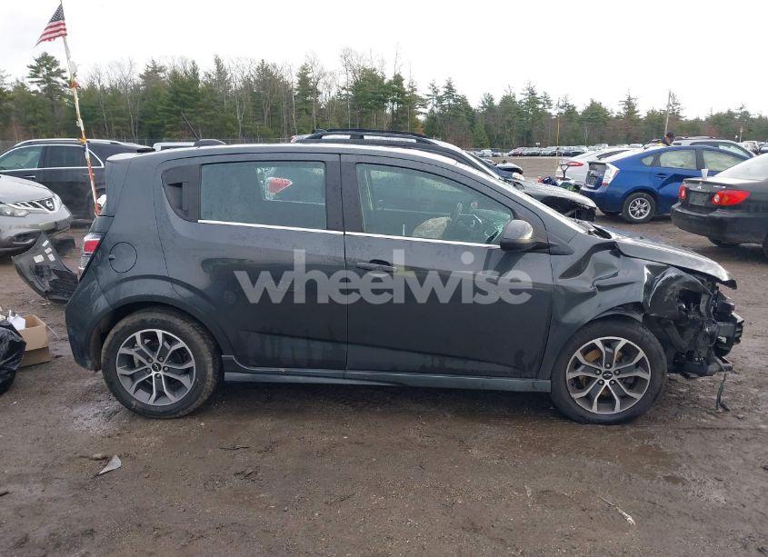 Photo 14 of 2019 Chevrolet Sonic LT AUTO (VIN 1G1JD6SB9K4150185)