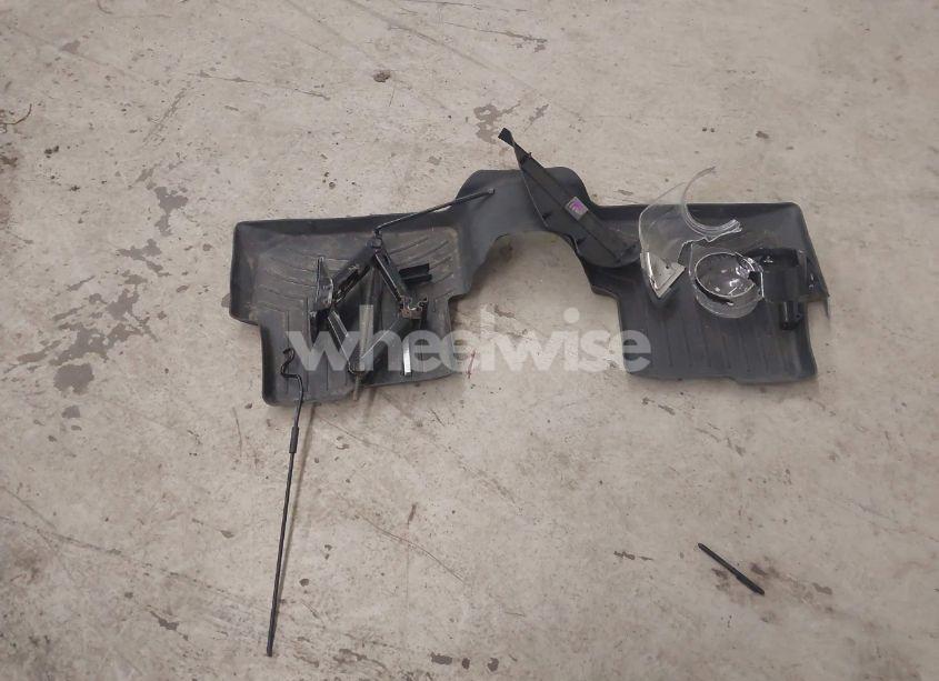 Photo 12 of 2015 Chevrolet Sonic LT MANUAL (VIN 1G1JD6SBXF4178941)