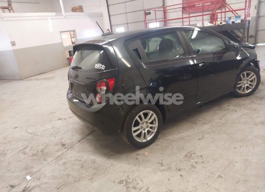 Photo 4 of 2015 Chevrolet Sonic LT MANUAL (VIN 1G1JD6SBXF4178941)