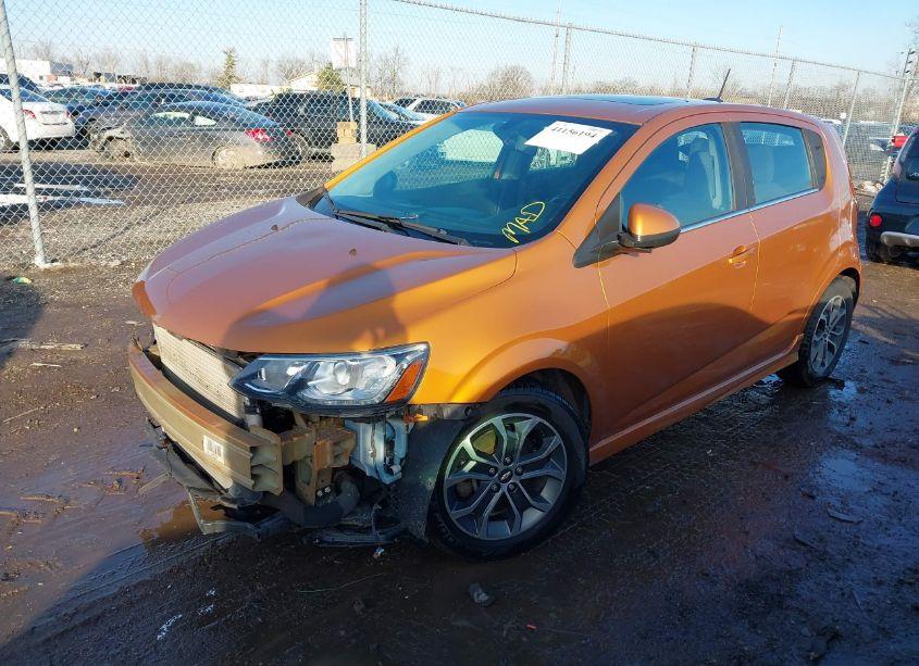 Photo 2 of 2017 Chevrolet Sonic LT AUTO (VIN 1G1JD6SBXH4110495)