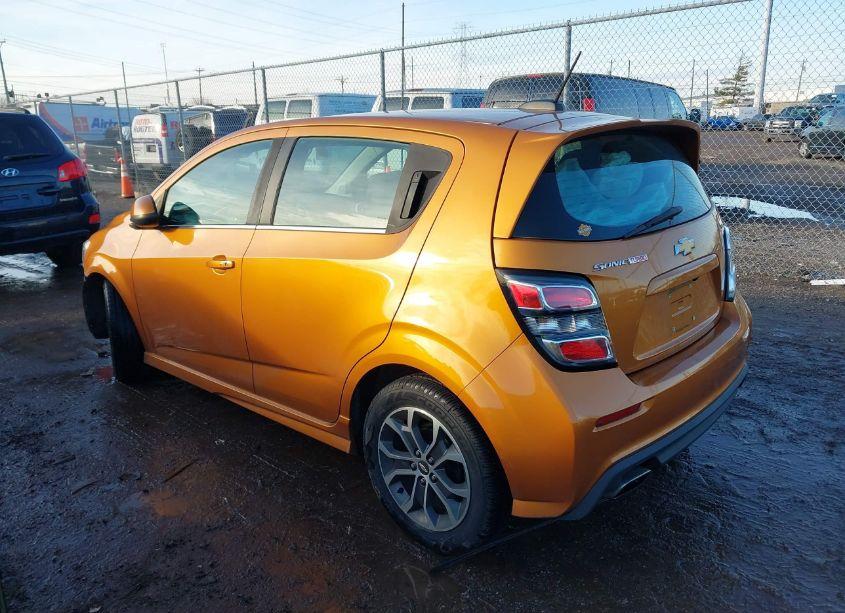 Photo 3 of 2017 Chevrolet Sonic LT AUTO (VIN 1G1JD6SBXH4110495)