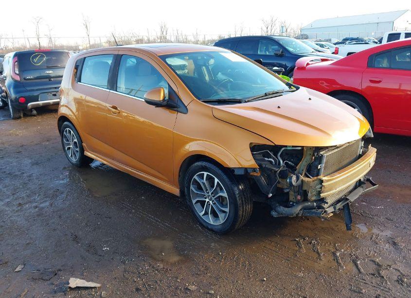 Photo 6 of 2017 Chevrolet Sonic LT AUTO (VIN 1G1JD6SBXH4110495)