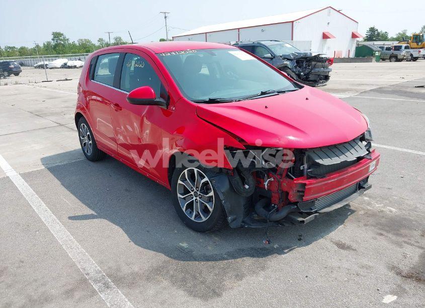 2019 Chevrolet Sonic LT AUTO (VIN 1G1JD6SBXK4135954) main photo