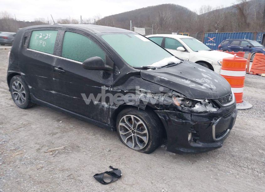2019 Chevrolet Sonic LT AUTO (VIN 1G1JD6SBXK4147957) main photo