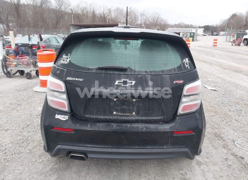 Photo 16 of 2019 Chevrolet Sonic LT AUTO (VIN 1G1JD6SBXK4147957)