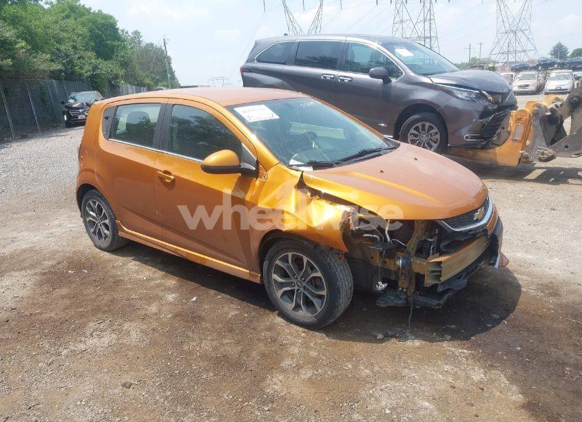 2017 Chevrolet Sonic LT AUTO (VIN 1G1JD6SG0H4117449) main photo