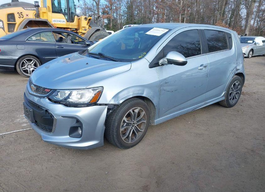 Photo 2 of 2017 Chevrolet Sonic LT AUTO (VIN 1G1JD6SG1H4128685)