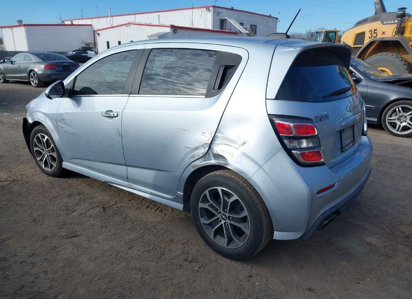 Photo 3 of 2017 Chevrolet Sonic LT AUTO (VIN 1G1JD6SG1H4128685)