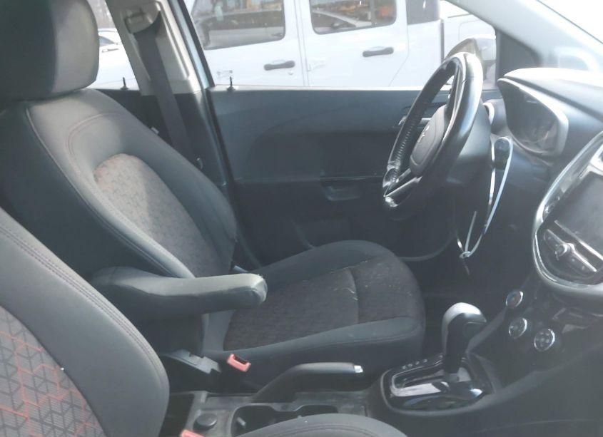 Photo 5 of 2017 Chevrolet Sonic LT AUTO (VIN 1G1JD6SG1H4128685)