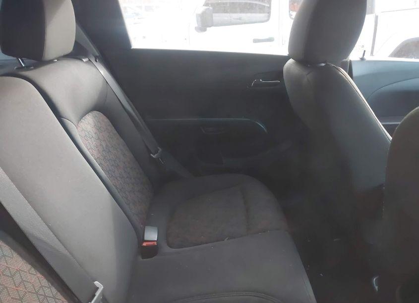 Photo 8 of 2017 Chevrolet Sonic LT AUTO (VIN 1G1JD6SG1H4128685)