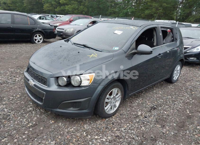 Photo 2 of 2013 Chevrolet Sonic LT MANUAL (VIN 1G1JD6SG3D4156305)