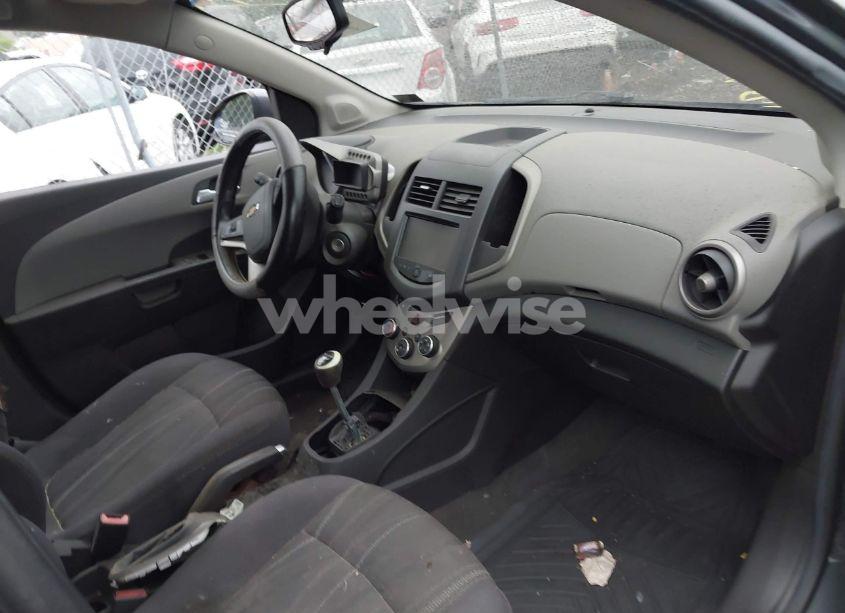 Photo 5 of 2013 Chevrolet Sonic LT MANUAL (VIN 1G1JD6SG3D4156305)