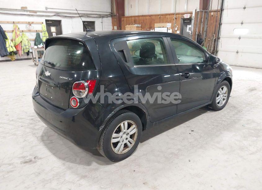 Photo 4 of 2013 Chevrolet Sonic LT MANUAL (VIN 1G1JD6SG3D4253665)
