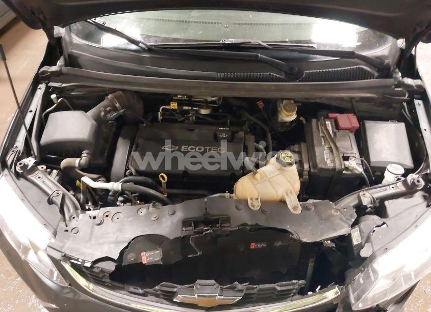 Photo 6 of 2017 Chevrolet Sonic LT AUTO (VIN 1G1JD6SG6H4147801)