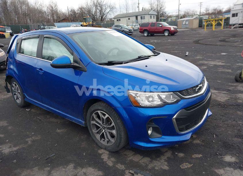 2018 Chevrolet Sonic LT AUTO (VIN 1G1JD6SG6J4116022) main photo