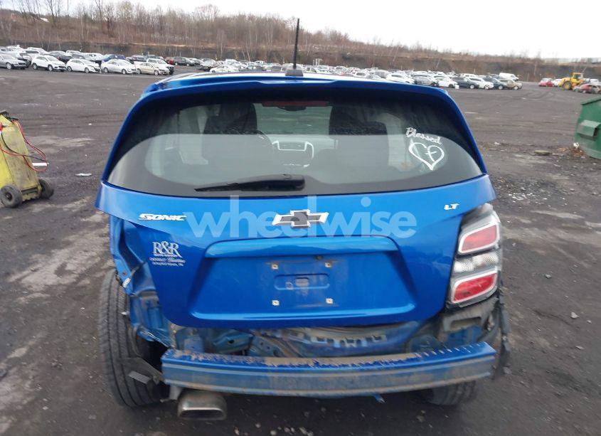 Photo 16 of 2018 Chevrolet Sonic LT AUTO (VIN 1G1JD6SG6J4116022)