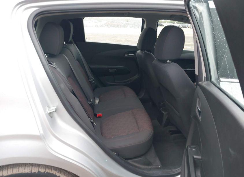 Photo 8 of 2018 Chevrolet Sonic LT AUTO (VIN 1G1JD6SG8J4118841)