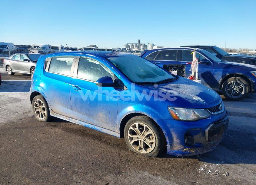 2018 Chevrolet Sonic LT AUTO (VIN 1G1JD6SH0J4104456) main photo