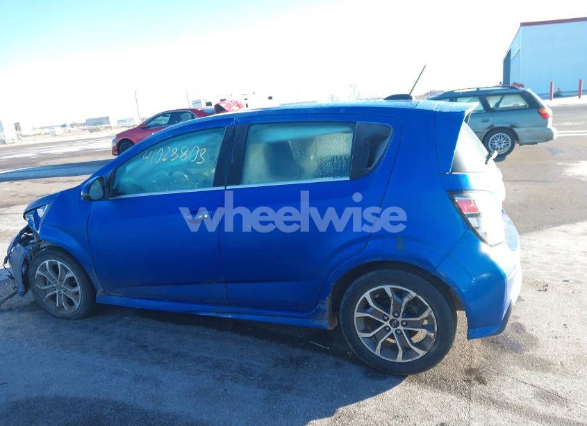 Photo 14 of 2018 Chevrolet Sonic LT AUTO (VIN 1G1JD6SH0J4104456)