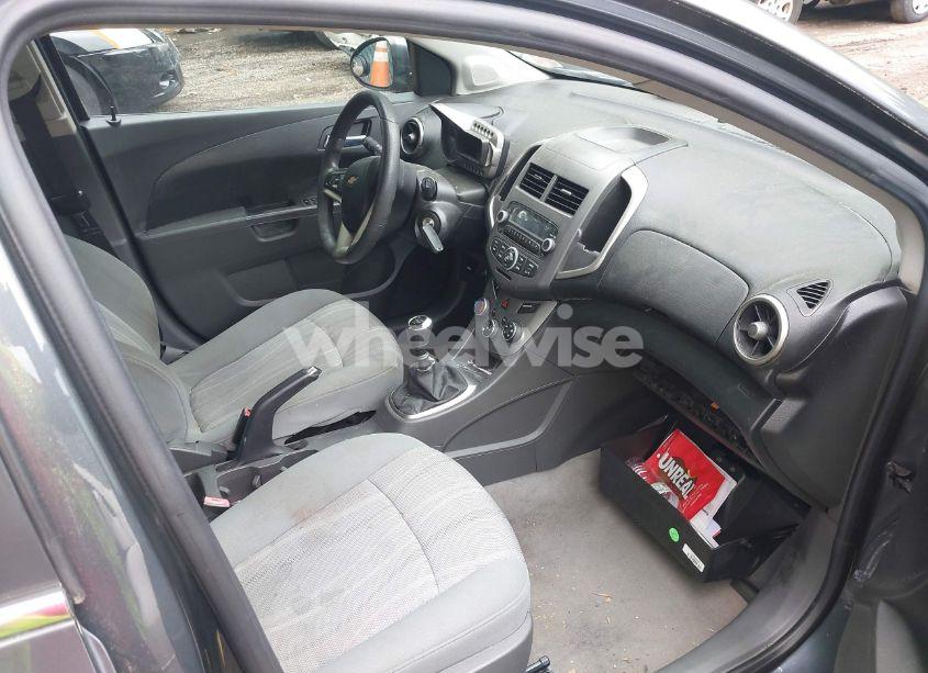 Photo 5 of 2012 Chevrolet Sonic 1LT (VIN 1G1JD6SH2C4188184)