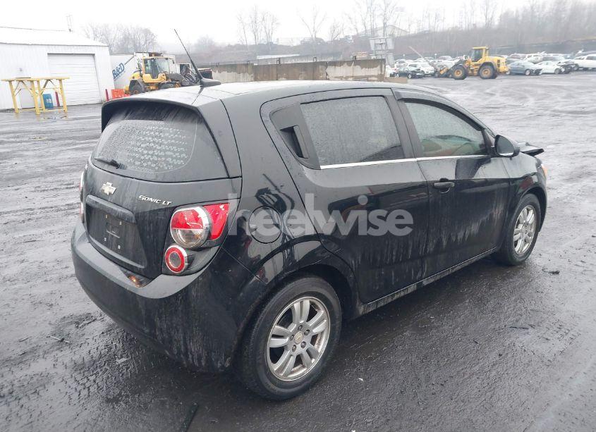 Photo 4 of 2012 Chevrolet Sonic 1LT (VIN 1G1JD6SH4C4176084)