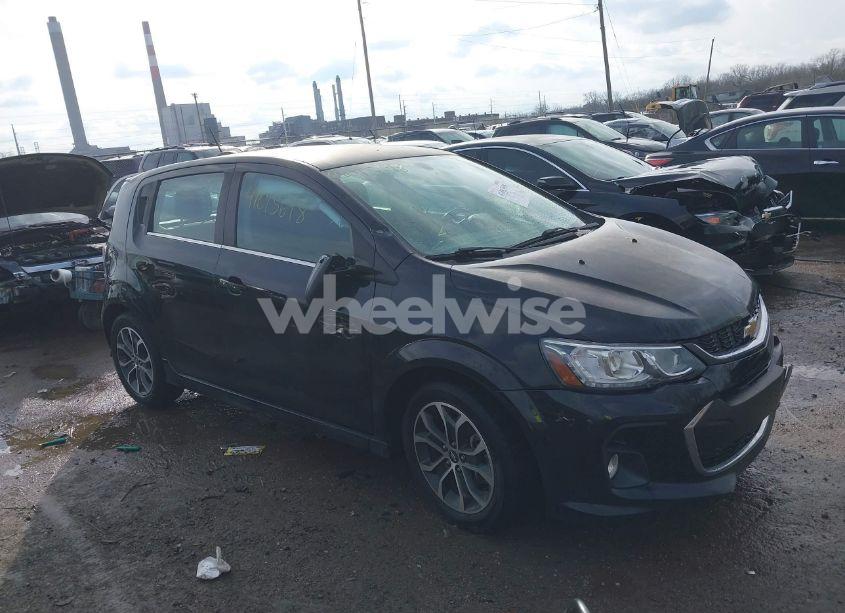 2017 Chevrolet Sonic LT AUTO (VIN 1G1JD6SH4H4129581) main photo