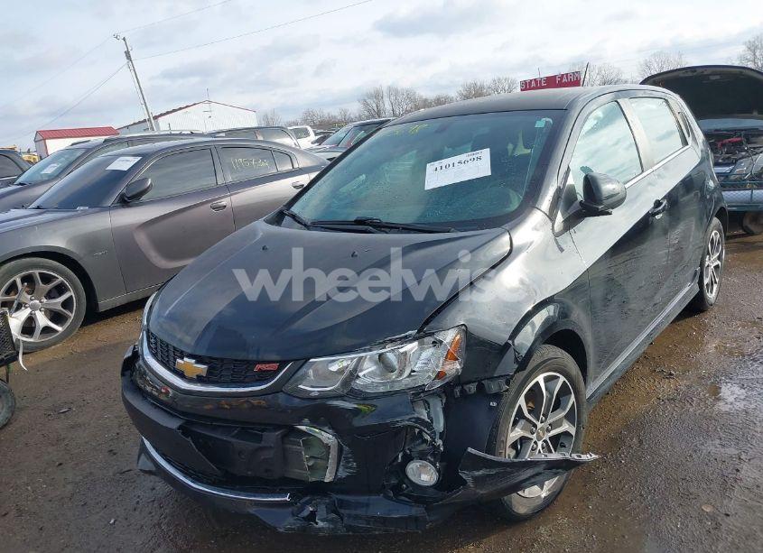 Photo 6 of 2017 Chevrolet Sonic LT AUTO (VIN 1G1JD6SH4H4129581)