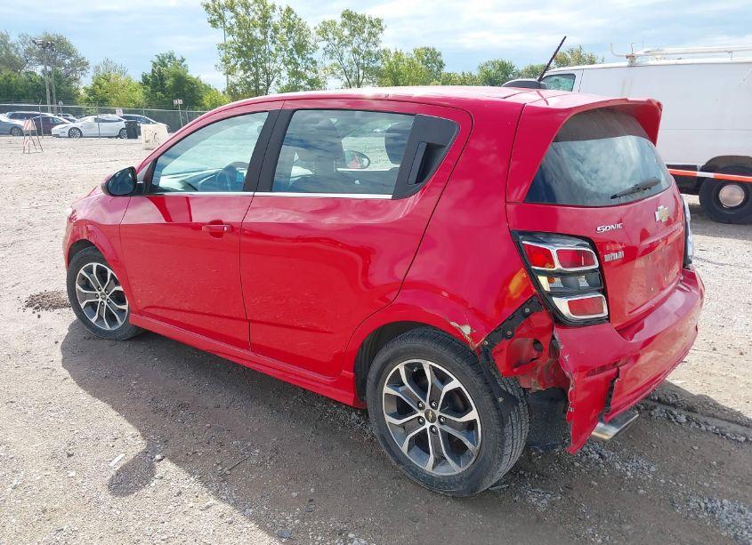 Photo 3 of 2017 Chevrolet Sonic LT AUTO (VIN 1G1JD6SH4H4165688)