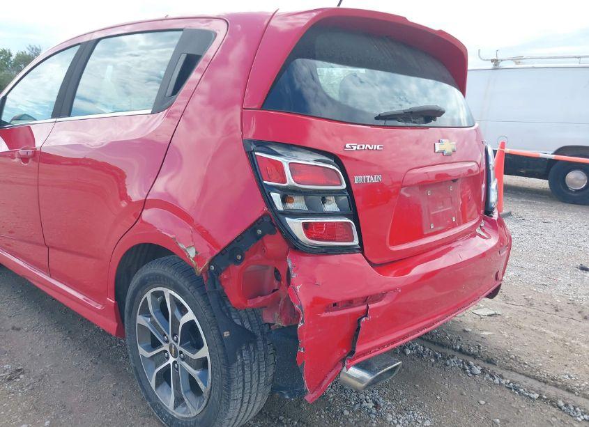 Photo 6 of 2017 Chevrolet Sonic LT AUTO (VIN 1G1JD6SH4H4165688)