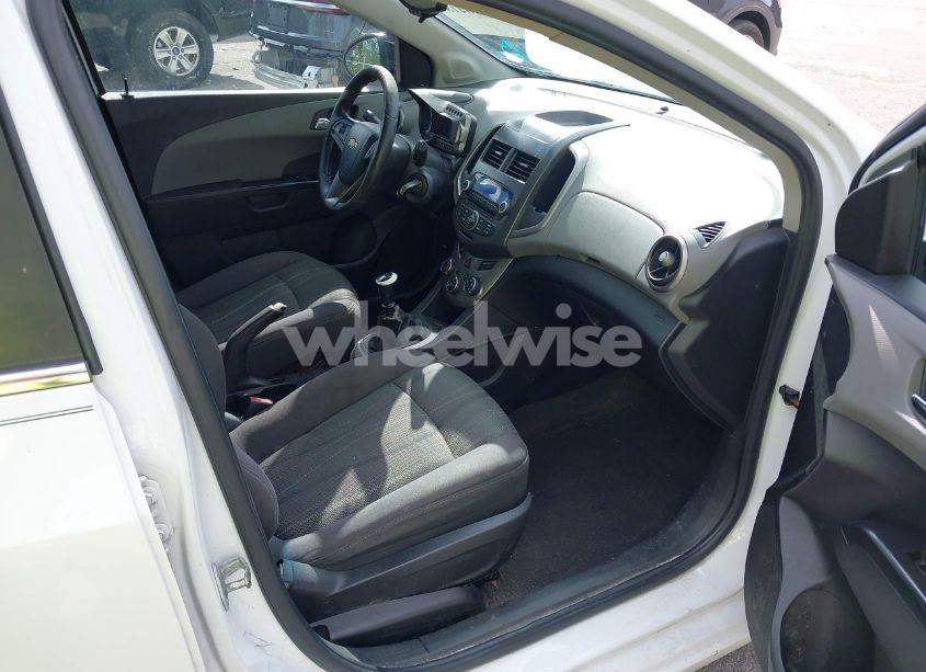 Photo 5 of 2013 Chevrolet Sonic LT MANUAL (VIN 1G1JD6SH7D4197108)