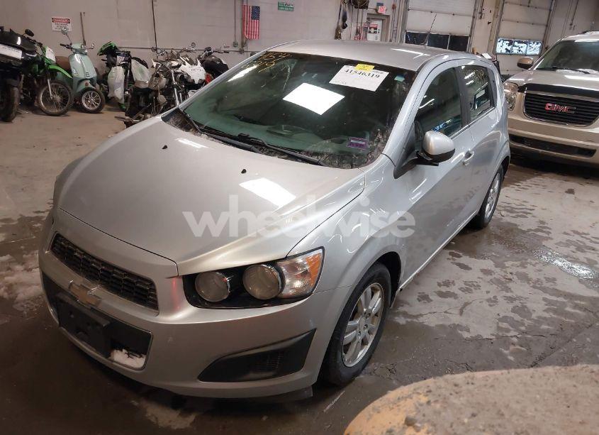 Photo 2 of 2013 Chevrolet Sonic LT MANUAL (VIN 1G1JD6SH7D4203621)